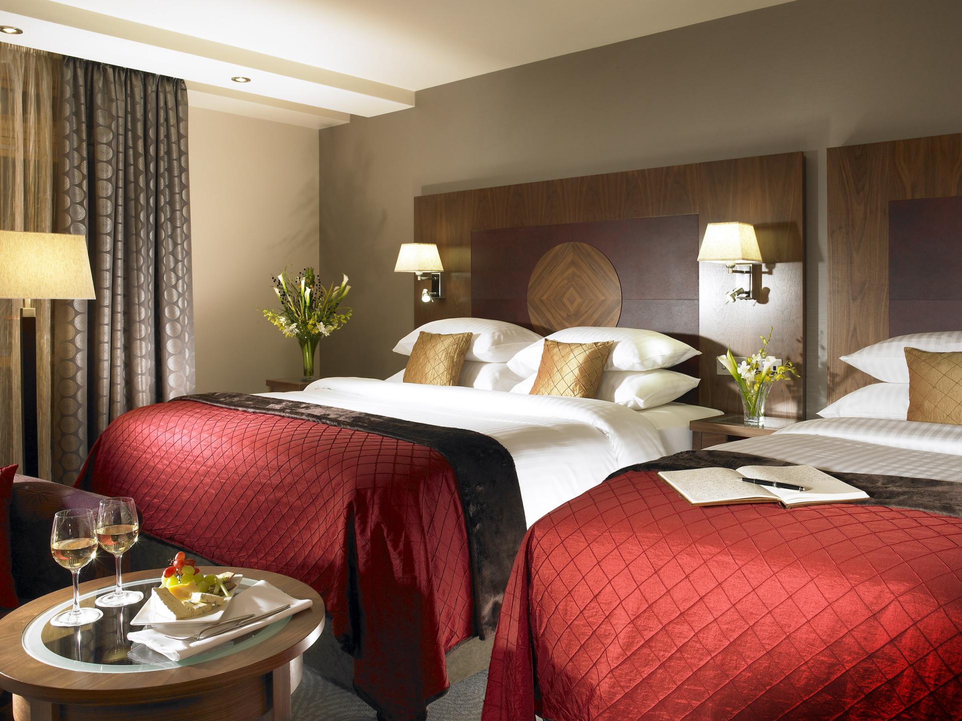 Westport Plaza Hotel, Spa & Leisure Chambre photo